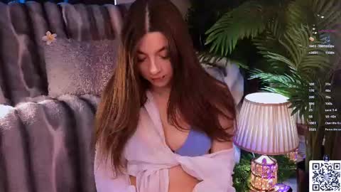 Snapshot of afelia_heks chatting on June 24, 2026, 7:29 am Afelia online show from June 24, 2026, 7:29 am