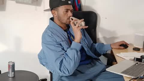 felix online show from April 3, 2026, 8:23 am