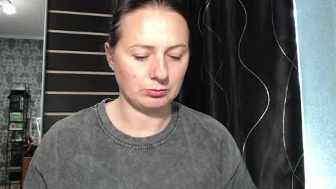 Snapshot of afi_black_coffee chatting on June 2, 2026, 7:43 am afi_black_coffee online show from June 2, 2026, 7:43 am
