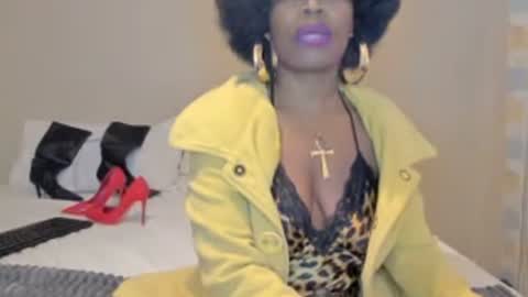AfricanSquirtQueen online show from July 12, 2026, 8:22 pm
