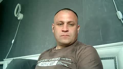 Sasha online show from May 1, 2026, 9:36 am