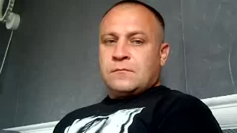Snapshot of afonya342 chatting on June 17, 2026, 6:27 am Sasha online show from June 17, 2026, 6:27 am