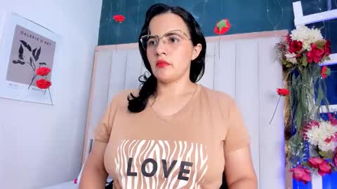 Snapshot of africa_holmes chatting on May 26, 2026, 2:18 am Africa online show from May 26, 2026, 2:18 am