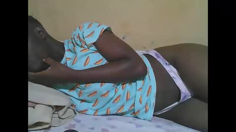 Snapshot of african_pussy2 chatting on December 16, 2025, 6:46 pm african_pussy2 online show from December 16, 2025, 6:46 pm