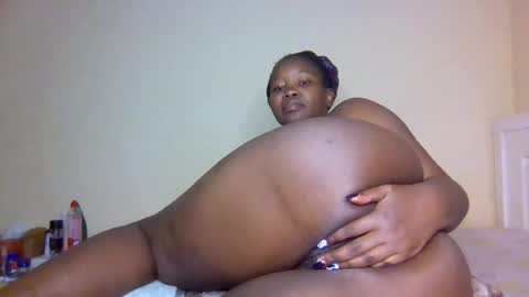 Snapshot of africana_08 chatting on June 17, 2026, 6:05 am africana_08 online show from June 17, 2026, 6:05 am