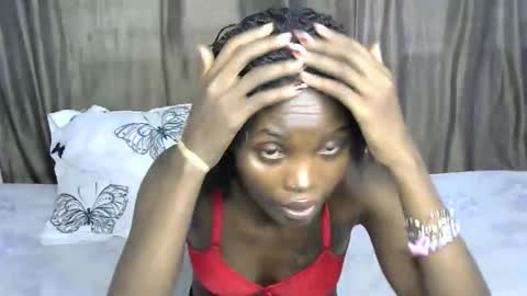 Snapshot of africana_slimqueen chatting on May 24, 2026, 10:20 am africana_slimqueen online show from May 24, 2026, 10:20 am