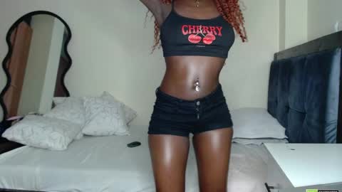 Snapshot of africas_booty842808 chatting on March 28, 2026, 2:00 am Mia online show from March 28, 2026, 2:00 am