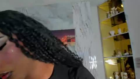 afrikan_diva online show from July 4, 2026, 4:40 am