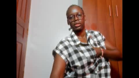 Leah online show from January 21, 2025, 7:58 am