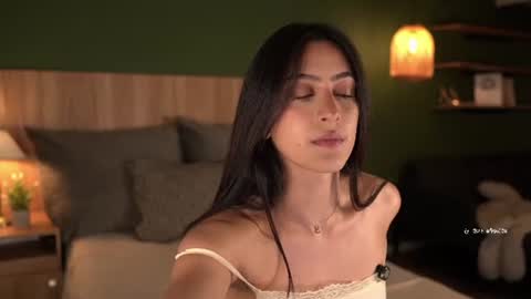 Snapshot of afrodita__25 chatting on June 27, 2026, 3:00 am Emma online show from June 27, 2026, 3:00 am