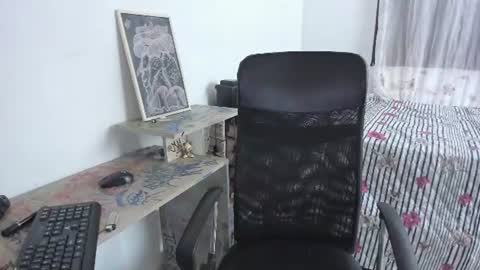 Snapshot of afroditaleclair chatting on June 15, 2026, 12:02 am Afrodita online show from June 15, 2026, 12:02 am