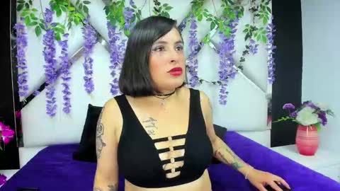 Snapshot of afroditaowen_ chatting on November 1, 2025, 1:46 pm afroditaowen_ online show from November 1, 2025, 1:46 pm