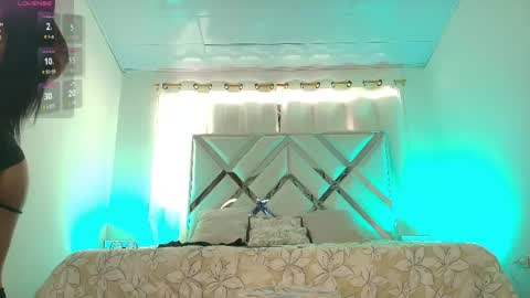 afroditas_11 online show from April 29, 2026, 12:53 pm