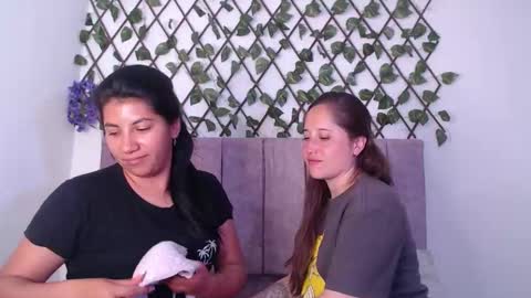 Snapshot of afroditawhispers chatting on November 20, 2025, 2:23 am Lia Valkyria online show from November 20, 2025, 2:23 am