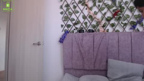 Snapshot of afroditawhispers chatting on May 27, 2026, 9:12 pm Lia Valkyria online show from May 27, 2026, 9:12 pm