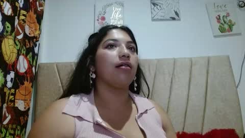 Afrodita Booms online show from November 16, 2025, 8:03 pm