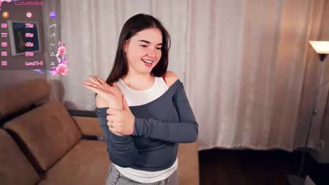 Lana  1800 - 0330 UTC   Mia 0700- 1630 UTC online show from February 9, 2025, 7:09 pm