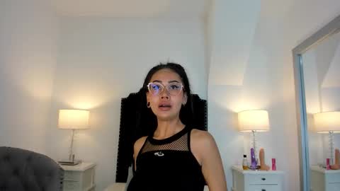 agartha_velvet online show from February 4, 2026, 3:34 am