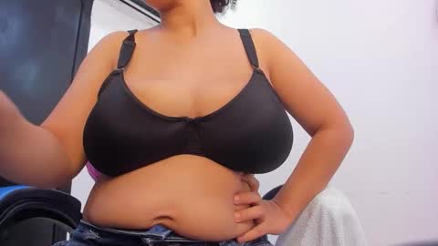 Snapshot of agata18_ chatting on June 9, 2026, 7:36 pm A G A T A online show from June 9, 2026, 7:36 pm
