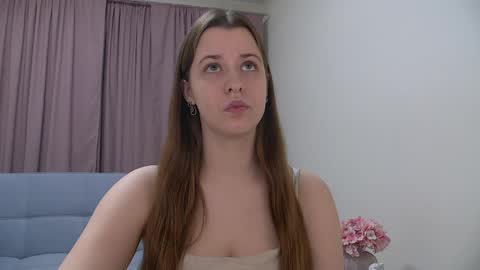 Agata Aisitt online show from May 3, 2026, 5:35 am