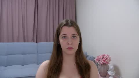 Agata Aisitt online show from June 17, 2026, 5:58 pm