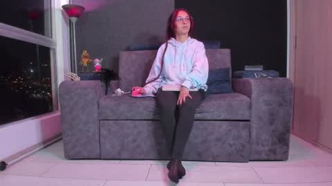 Agata Collinss online show from February 22, 2025, 7:34 am