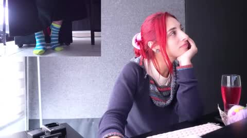 Agata Collinss online show from December 20, 2025, 7:10 pm