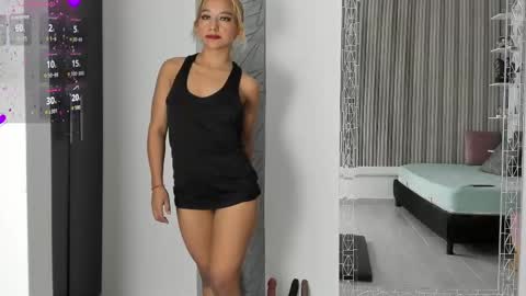 Agatadelphine online show from September 24, 2025, 1:58 pm