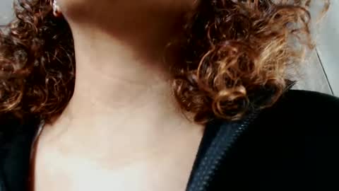 Snapshot of agatasexx chatting on February 12, 2025, 8:29 pm johana online show from February 12, 2025, 8:29 pm