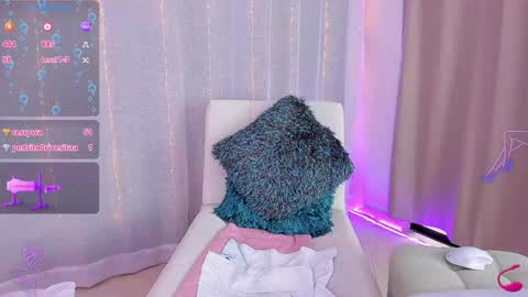 Snapshot of agatha__milf chatting on December 15, 2024, 9:53 pm Elon M 3 online show from December 15, 2024, 9:53 pm