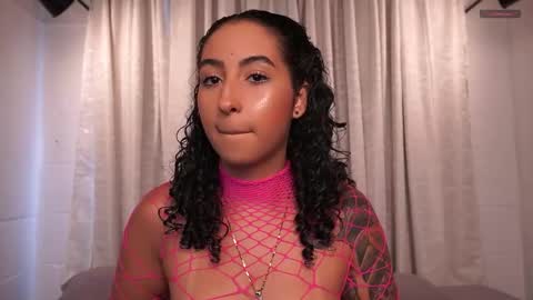 Snapshot of agatha_collinss chatting on September 18, 2025, 7:16 pm Val inst agatha clls online show from September 18, 2025, 7:16 pm