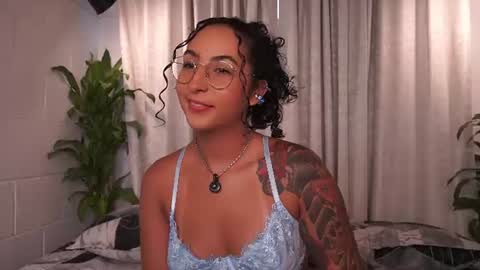 Snapshot of agatha_collinss chatting on June 21, 2026, 9:17 pm Val inst agatha clls online show from June 21, 2026, 9:17 pm