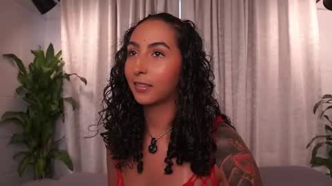 Snapshot of agatha_collinss chatting on June 23, 2026, 8:51 pm Val inst agatha clls online show from June 23, 2026, 8:51 pm
