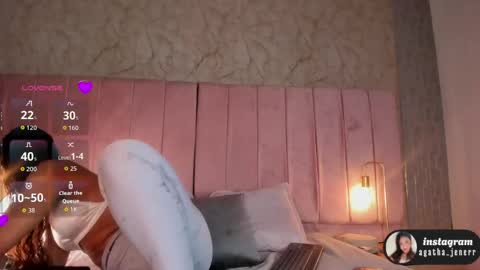 agatha_jener online show from April 29, 2026, 11:36 am