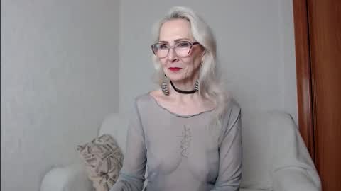 Snapshot of agatha_moore_ chatting on November 21, 2025, 3:44 pm Agatha online show from November 21, 2025, 3:44 pm