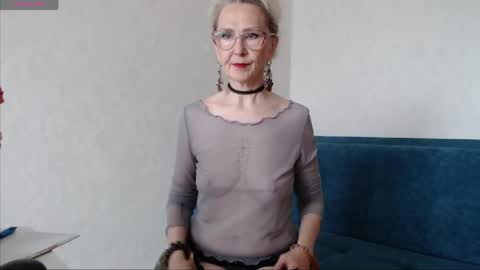 Snapshot of agatha_moore_ chatting on May 19, 2026, 2:29 am Agatha online show from May 19, 2026, 2:29 am