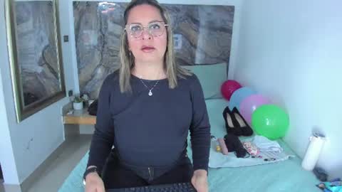 agatha_pleasure online show from June 12, 2026, 12:04 pm