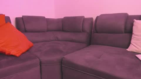 Snapshot of agathaa_ks_ chatting on March 8, 2025, 1:50 am Camila 2 online show from March 8, 2025, 1:50 am