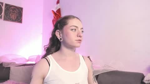 Camila     2 online show from December 22, 2025, 12:40 am