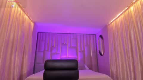 Agatha online show from March 8, 2025, 1:57 pm