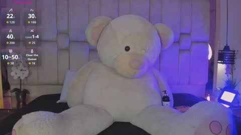 agathauwudoll online show from May 3, 2026, 12:27 am