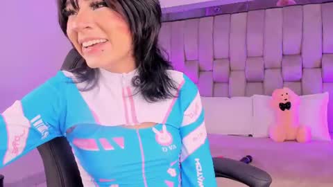 agathauwudoll online show from June 25, 2026, 8:24 pm