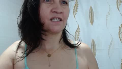 Snapshot of agel_sw1 chatting on February 24, 2025, 10:25 pm Angel online show from February 24, 2025, 10:25 pm