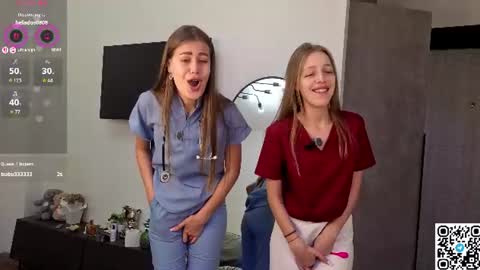 Monica and Bella online show from July 3, 2026, 5:25 am