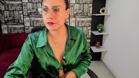 Snapshot of aghata_moon chatting on July 31, 2026, 7:02 pm Aghata Moon online show from July 31, 2026, 7:02 pm
