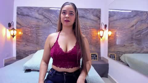 agnes_02 online show from April 30, 2026, 12:22 pm