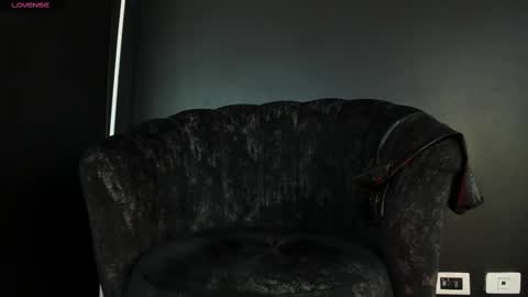 agnes_jones online show from February 24, 2025, 7:30 pm