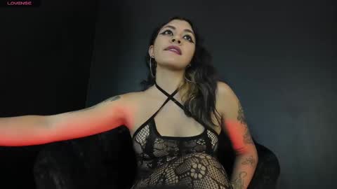 agnes_jones online show from February 27, 2025, 9:36 pm