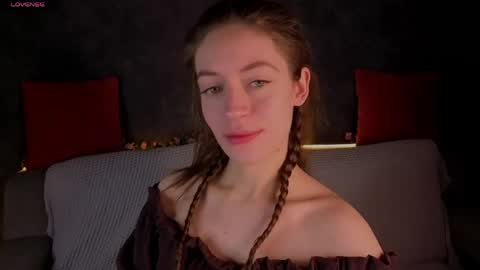 Snapshot of agnes_wells chatting on May 11, 2026, 3:01 am agnes wells online show from May 11, 2026, 3:01 am