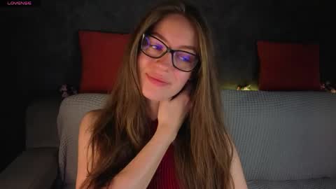 Snapshot of agnes_wells chatting on May 27, 2026, 1:35 am agnes wells online show from May 27, 2026, 1:35 am